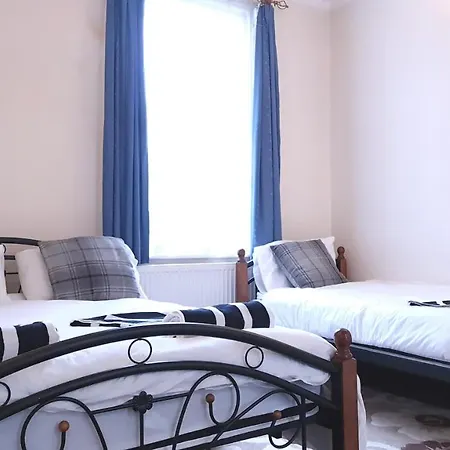 Couette-café Stayeasy In Trendy Heart Of *