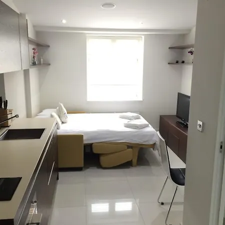 Albany House Central Apartment *
