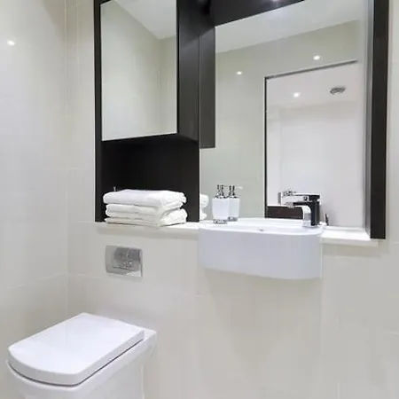 Albany House Central Apartment *