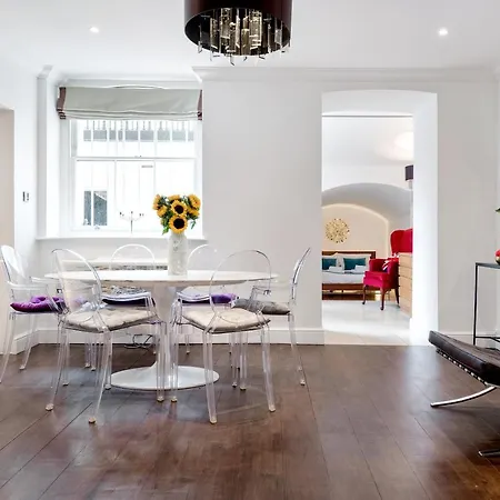 Apartment Hyde Park London