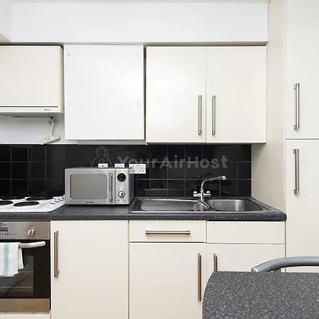 Spacious At Axo Camden In Apartment