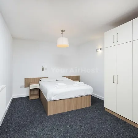 Spacious At Axo Camden In Apartment *