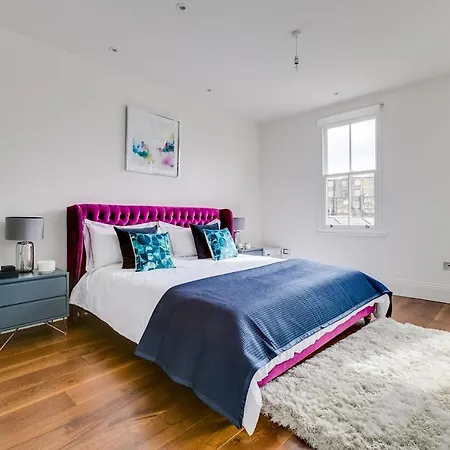 Apartment Superb 3 Bed/bath Luxury + Ibiza Roof Terrace