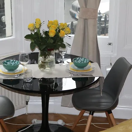The Courtfield Plaza Apartment