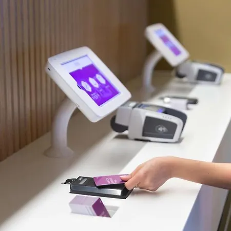 Hotel Yotel 4*