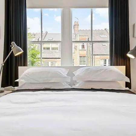 Luxury In Belsize Park * London