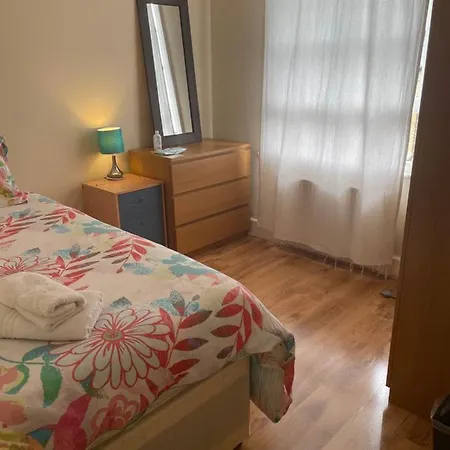 Cama Box Finsbury Park