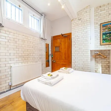 Lotus Guesthouse In Jamyang Buddhist Center Affittacamere Londra