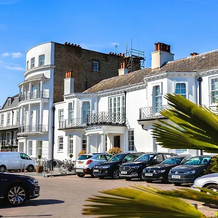 Harbour & Richmond Hotel