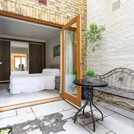 Red Lion Square By Onefinestay