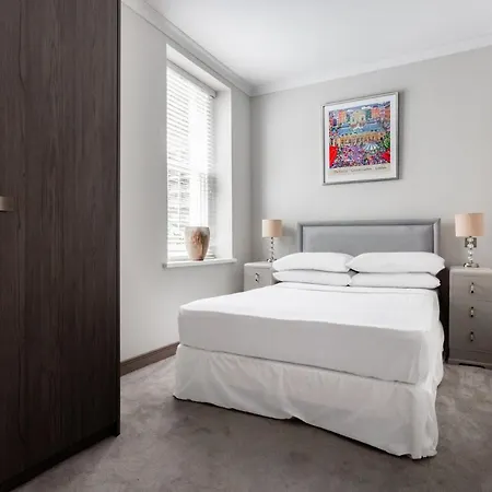 Red Lion Square By Onefinestay