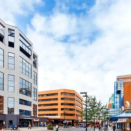 Apartment The Hub Harrow Modern City Center Apartments *