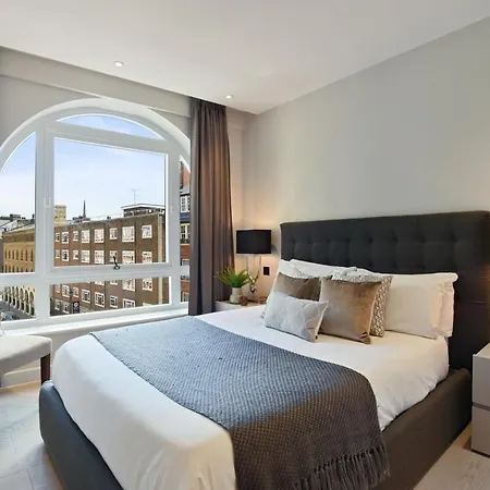 Vauxhall Bridge Road By Aeria