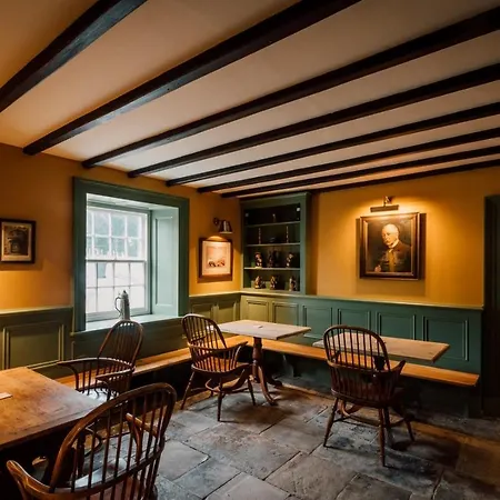 The Milbank Arms Bed & Breakfast 3*