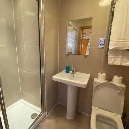 Apartment F303- Fantastic 3rd Flr Studio Near Hyde Park