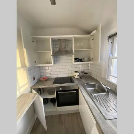 Apartment Hyde Park London