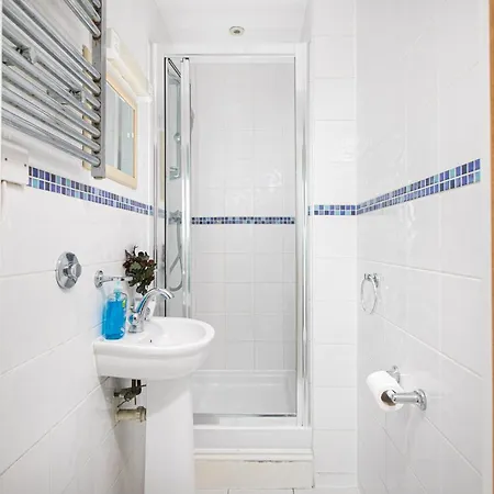 Skyvillion - 3bed Penthouse Near Airport, O2 Arena, Excel Centre With Parking London