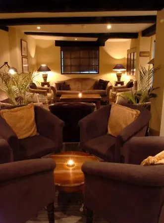 Hotel The Manor Hillingdon