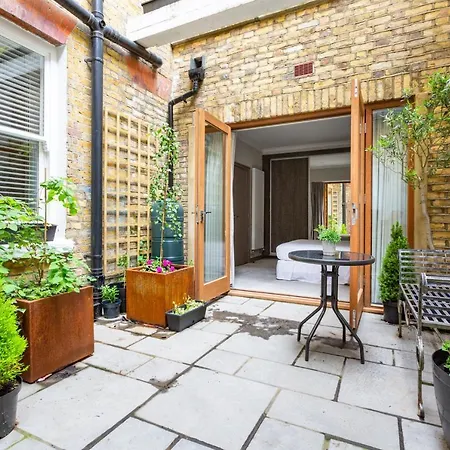 Red Lion Square By Onefinestay