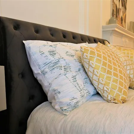 The Courtfield Plaza Apartment *