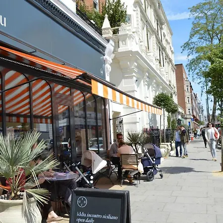 The Courtfield Plaza * London