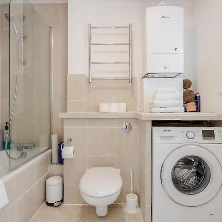 Homestay Oxford Street London