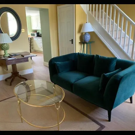 The Milbank Arms Bed & Breakfast 3*