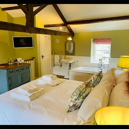 The Milbank Arms 3* Barningham (Durham)