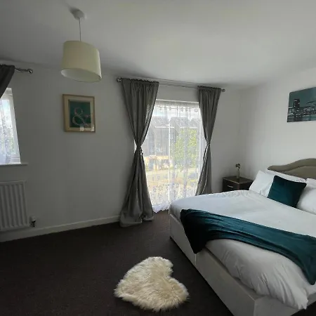 Barking,dagenham Leisure And Contractors *