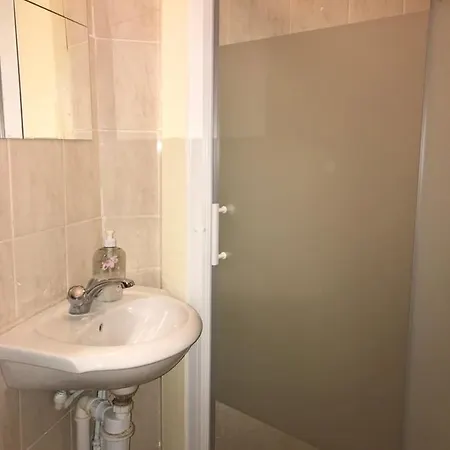 Lovely Budget Double Ensuite In Bricklane Gasthof London