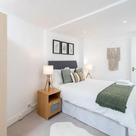 Russell Sq Suite - 2 Bed Central London Apartment London
