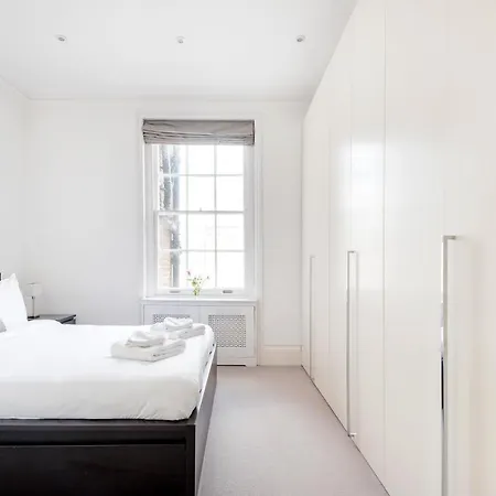 Apartment Stunning One Bedroom In Location *