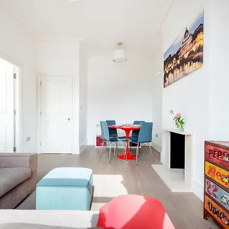 Stunning One Bedroom In Location Apartment London