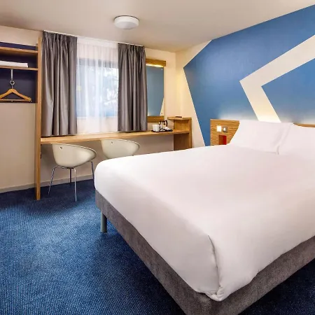 Ibis Budget London Heathrow Terminal 5 3* הית'רו