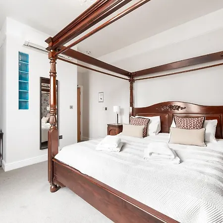 Notting Hill By Capital Szálloda London