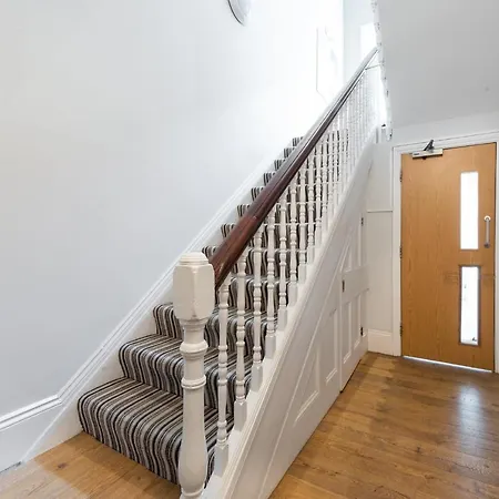 Notting Hill By Capital