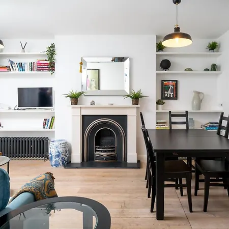 Stylish Flat With Garden In Notting Hill *