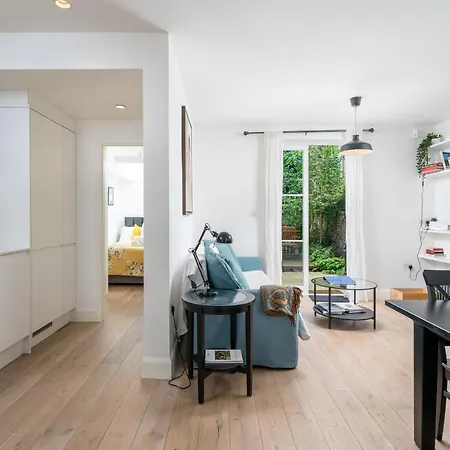 Stylish Flat With Garden In Notting Hill Apartment London