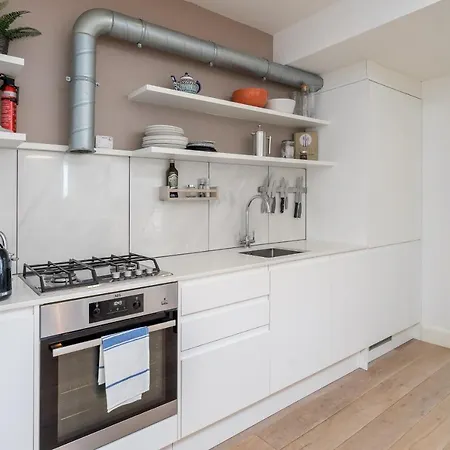 Stylish Flat With Garden In Notting Hill Apartment *