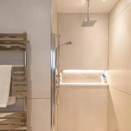 Appartamento Superb Near Buckingham Palace Londra