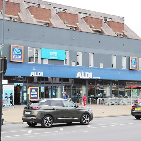 Modern Newgate - Kingsbury Underground, All Local Amenities On Your Doorstep * Harrow