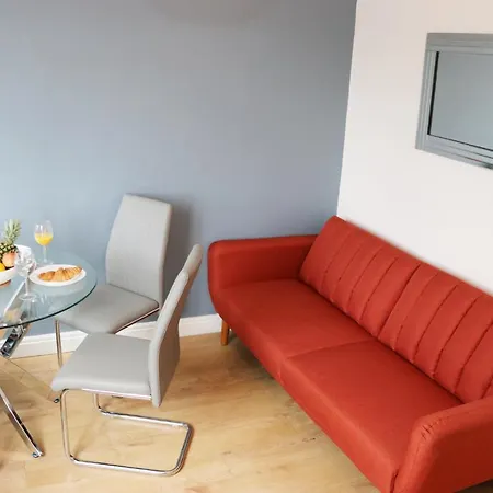 Modern Newgate - Kingsbury Underground, All Local Amenities On Your Doorstep Harrow