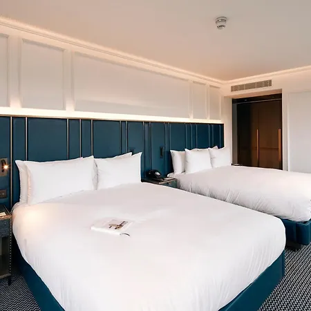 Hotel Page8, Page