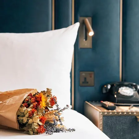 Page8, Page Hotel 4*