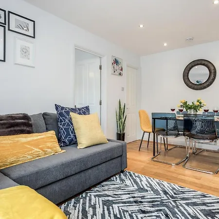 Stunning 2-bed Apt - Free Parking - Camden - - Zoo - Shop - Events * London