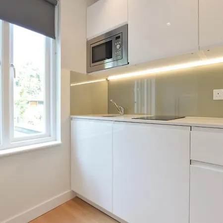 Earls Court East Serviced By Stayprime 3* Λονδίνο