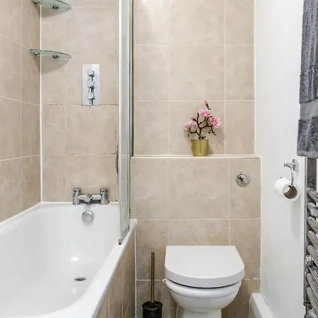 Apartment Stunning 2-bed Apt - Free Parking - Camden - - Zoo - Shop - Events