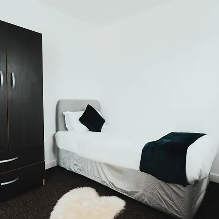 Barking,dagenham Leisure And Contractors Holiday home