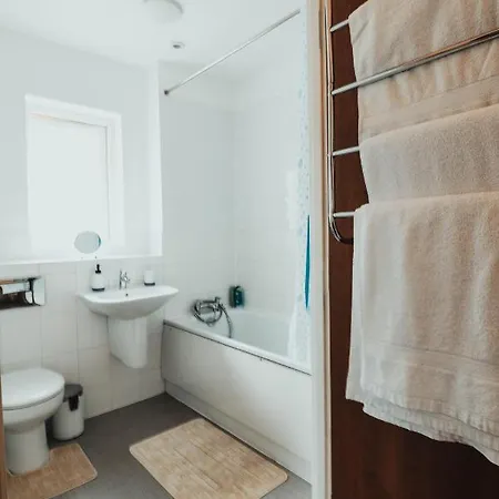 Barking,dagenham Leisure And Contractors *