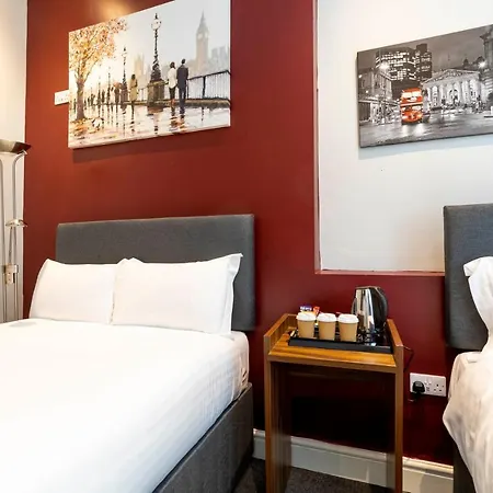 Royal Park 3* London
